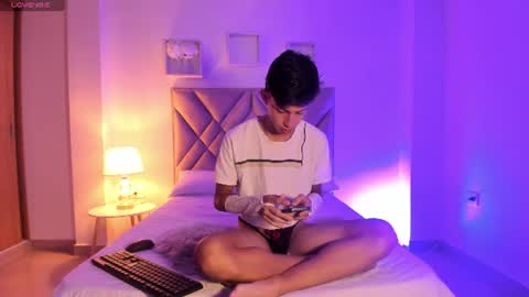 baby_noaht online show from June 13, 2:48 pm