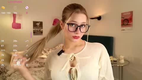 Ruth online show from January 8, 8:00 pm