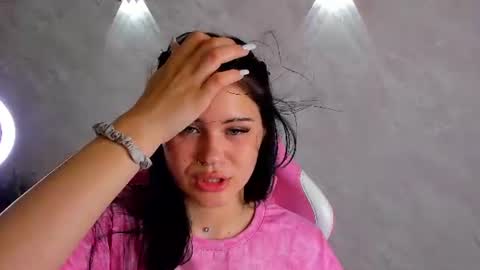 Snapshot of baby_sunsh1ne_ chatting on June 14, 2:24 am baby_sunsh1ne_ online show from June 14, 2:24 am