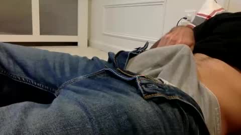 babyboii42o online show from October 3, 2:41 am