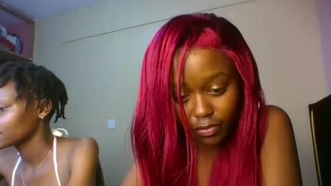 Snapshot of babybrown20 chatting on April 15, 4:08 am babybrown online show from April 15, 4:08 am