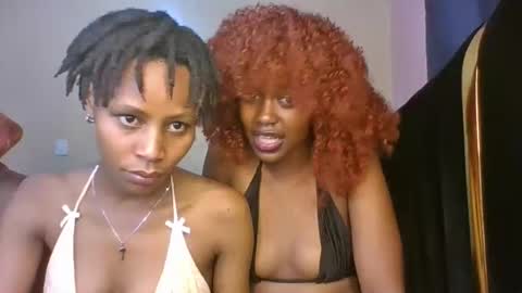 Snapshot of babybrown20 chatting on April 24, 3:31 am babybrown online show from April 24, 3:31 am