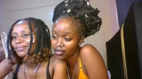 Snapshot of babybrown20 chatting on May 6, 3:28 pm babybrown online show from May 6, 3:28 pm