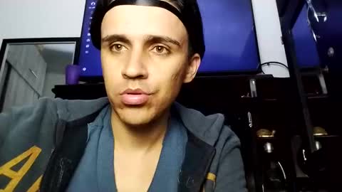 Snapshot of babydarkpink chatting on October 19, 6:47 am Dani online show from October 19, 6:47 am