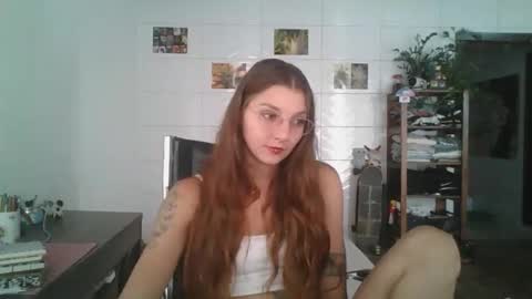 babydemon6 online show from February 4, 6:58 pm