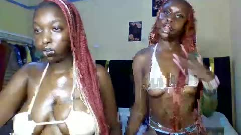 Snapshot of babydoll_230 chatting on February 28, 5:58 pm Babydoll 230 online show from February 28, 5:58 pm