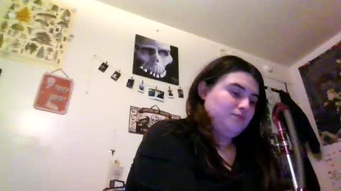 Snapshot of babydollalexiss chatting on February 13, 5:36 am babydollalexiss online show from February 13, 5:36 am