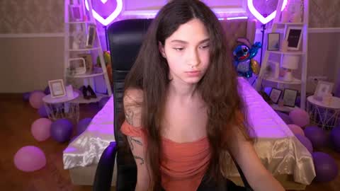 Sasha online show from February 5, 8:25 pm