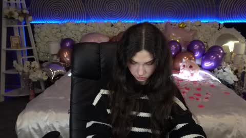 Snapshot of babyflowerr chatting on February 9, 8:24 pm Sasha online show from February 9, 8:24 pm