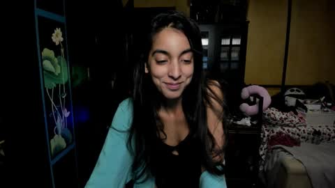 Snapshot of babygirl_claire chatting on January 8, 5:43 am Claire Black online show from January 8, 5:43 am