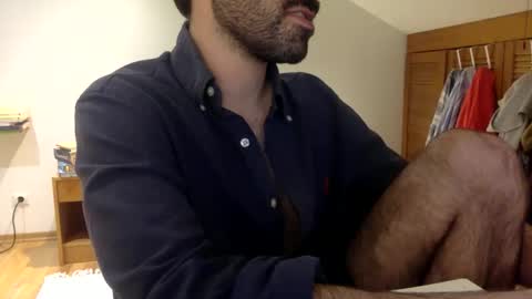 Tom A.    online show from November 9, 1:04 am