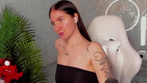 Sophia online show from February 3, 3:48 am