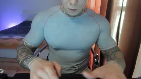 Snapshot of babylewisss chatting on April 16, 1:23 pm Amil online show from April 16, 1:23 pm