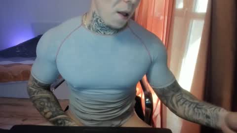 Snapshot of babylewisss chatting on April 19, 12:48 pm Amil online show from April 19, 12:48 pm