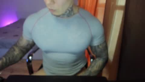 Snapshot of babylewisss chatting on May 7, 3:28 pm Amil online show from May 7, 3:28 pm