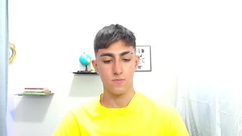 babymaik online show from December 23, 11:28 pm