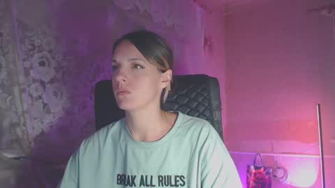 Sonya online show from September 16, 6:31 pm