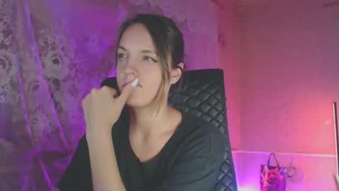 Sonya online show from October 1, 5:08 pm