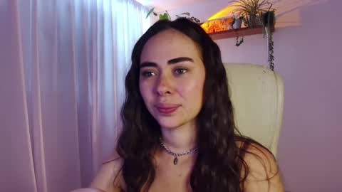 Snapshot of babyprincesstalia chatting on May 13, 9:22 pm Talia online show from May 13, 9:22 pm
