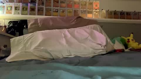 Riley  online show from February 1, 12:40 am