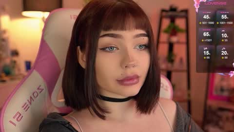 Nika online show from November 17, 3:40 pm