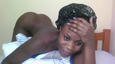 PRISCILLAH online show from November 11, 7:36 pm