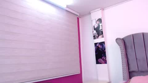 Snapshot of babyscarlett_01 chatting on July 15, 7:41 pm escarlett online show from July 15, 7:41 pm