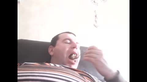 Snapshot of babyuby3 chatting on November 9, 1:20 pm babyuby3 online show from November 9, 1:20 pm