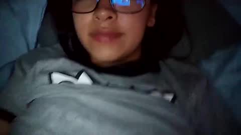 Snapshot of babyymango_ chatting on December 31, 10:26 am Gisselle online show from December 31, 10:26 am