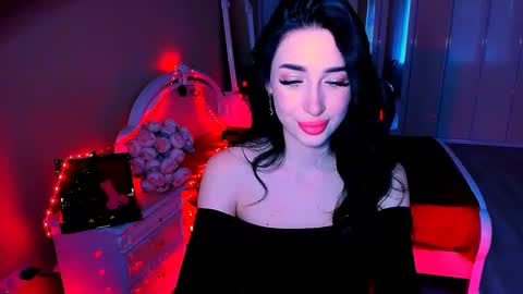 Miss Desire...do you remember online show from February 28, 6:43 am