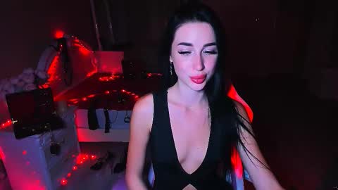 Miss Desire...do you remember online show from September 25, 3:16 pm