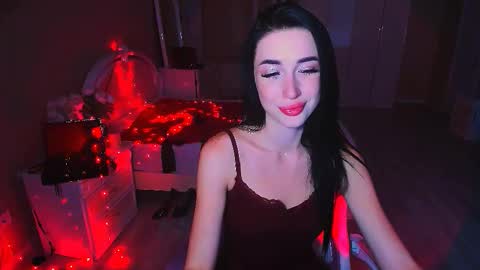 Miss Desire...do you remember online show from October 10, 8:02 am