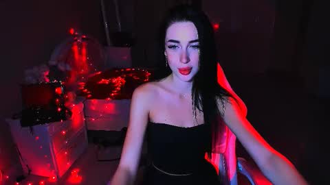 Miss Desire...do you remember online show from October 22, 8:25 am