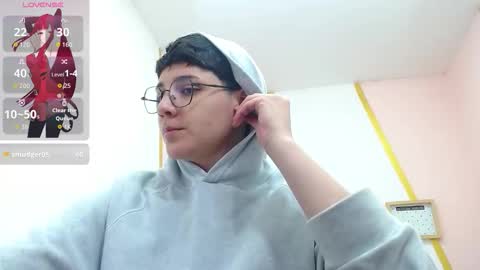 Anna online show from December 22, 5:21 pm