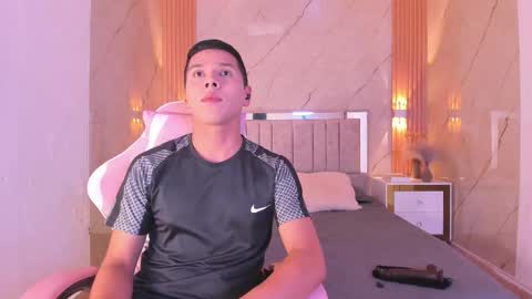 Angel online show from March 17, 7:06 pm