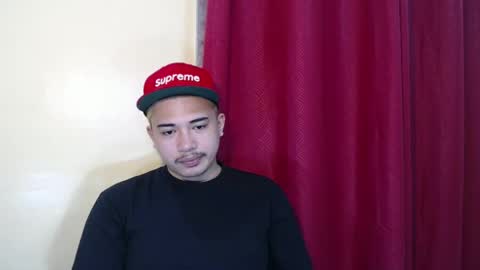 Snapshot of badboy_hanns chatting on December 21, 2:15 pm HANNS online show from December 21, 2:15 pm