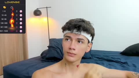 jhojan online show from February 17, 1:53 pm