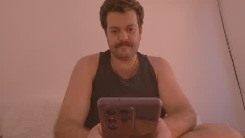 Snapshot of baddaddybrasil chatting on April 19, 2:27 pm Baddaddybrazil online show from April 19, 2:27 pm