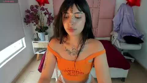 Snapshot of baddest_cat chatting on June 13, 4:05 pm baddestcat online show from June 13, 4:05 pm