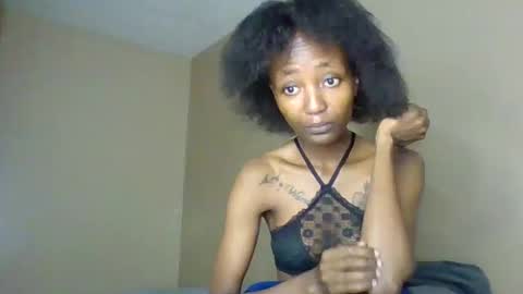 baddie_bunnie online show from December 15, 1:54 am