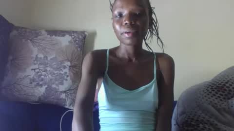 Snapshot of baddie_floxxy chatting on February 22, 7:34 pm baddie_floxxy online show from February 22, 7:34 pm