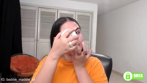 Snapshot of baddie_maddie_ chatting on October 31, 6:47 am want custom text me through my snap 3 online show from October 31, 6:47 am