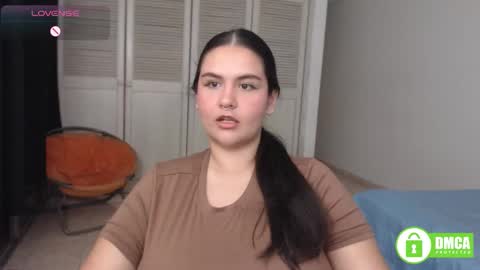 Snapshot of baddie_maddie_ chatting on February 22, 7:40 am want custom text me through my snap 3 online show from February 22, 7:40 am