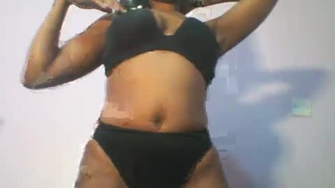 Snapshot of badgalheloves chatting on June 23, 7:28 am badgalheloves online show from June 23, 7:28 am
