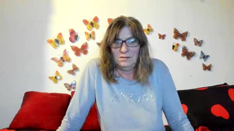 Gina online show from December 13, 5:00 pm