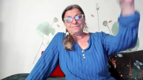 Gina online show from March 17, 2:20 pm