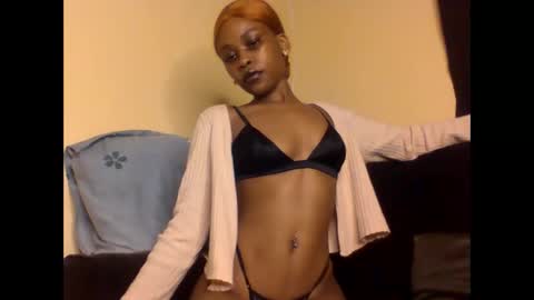 Lily. online show from December 4, 4:16 pm