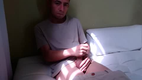 Snapshot of badguy707 chatting on December 4, 3:32 pm badguy707 online show from December 4, 3:32 pm