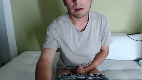 Snapshot of badguy707 chatting on December 5, 9:28 am badguy707 online show from December 5, 9:28 am