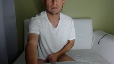 Snapshot of badguy707 chatting on December 24, 12:44 pm badguy707 online show from December 24, 12:44 pm